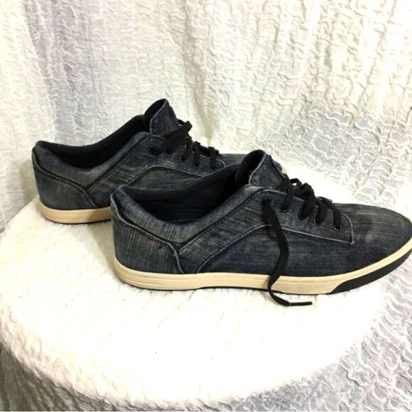 UGG Bueller Washed Denim Sneakers Size 11 - Picture 4 of 11